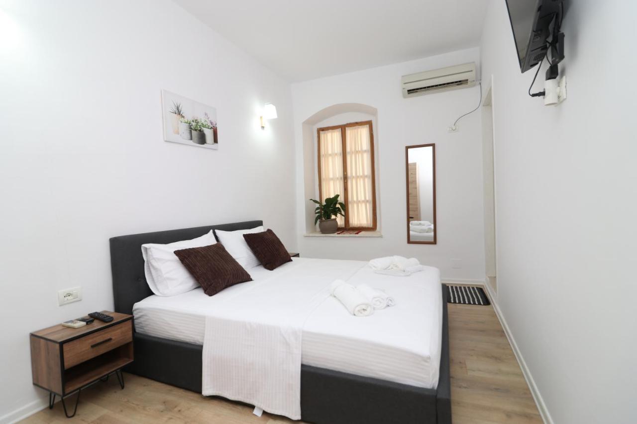 Gaia Bed & Breakfast Vlorë Eksteriør bilde