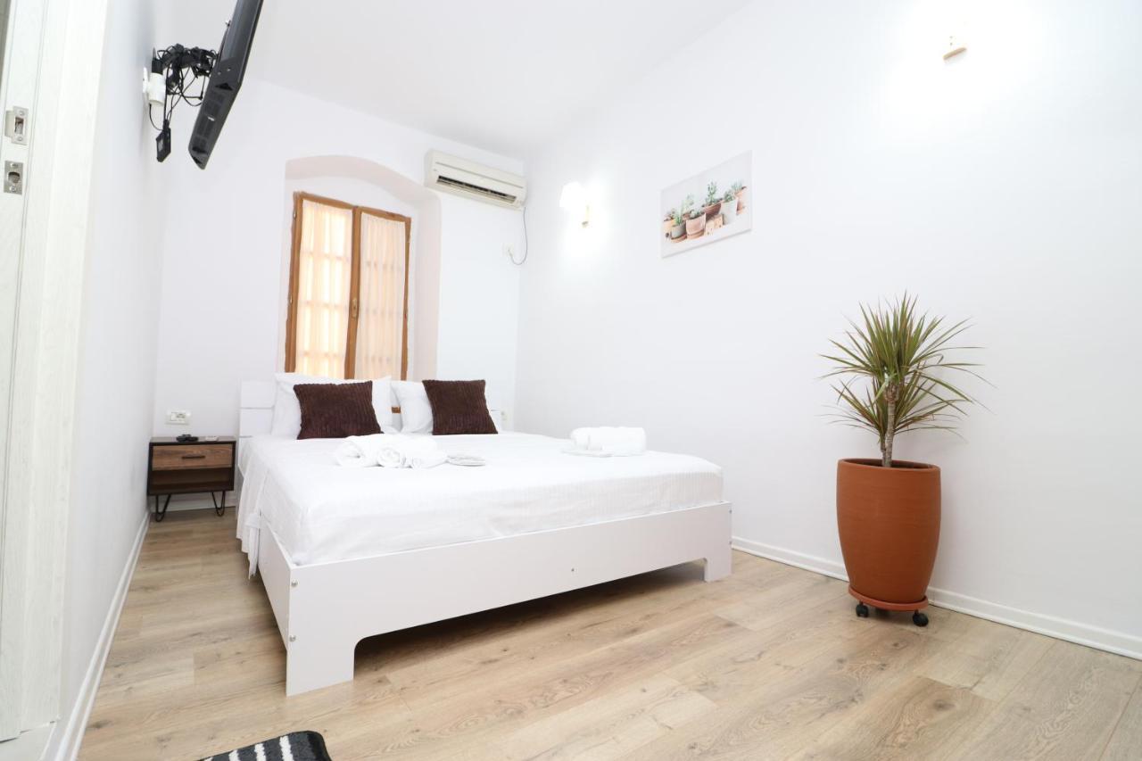 Gaia Bed & Breakfast Vlorë Eksteriør bilde